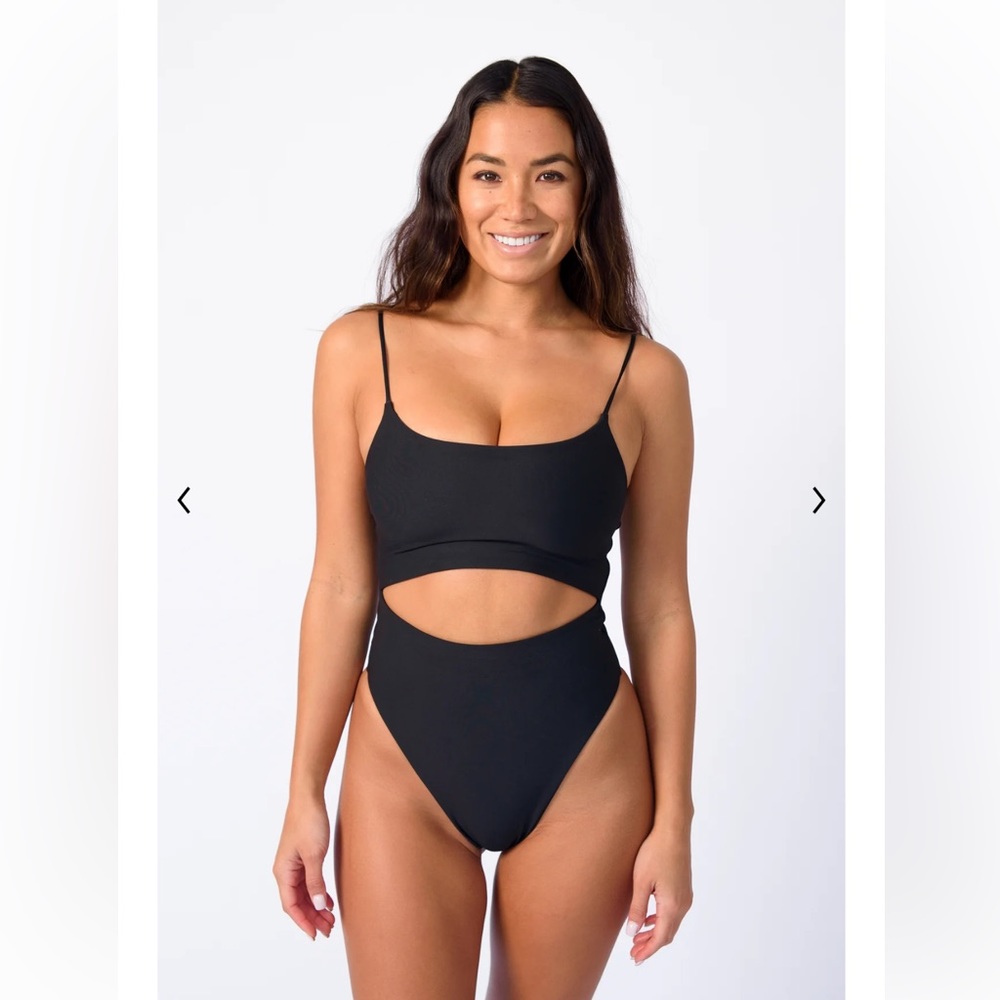 NWT Skatie Madison Bathing Suit in Black, Small